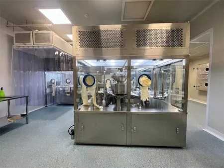 Llenadora de viales (pequeño volumen)