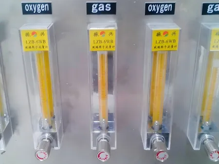 Llenadora y selladora de ampollas