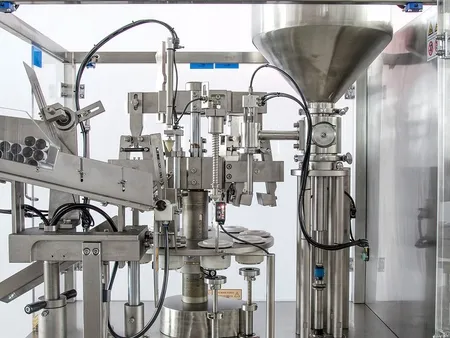 Llenadora y selladora automática de tubos
