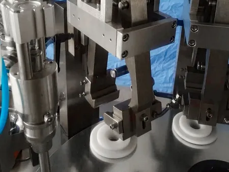 Llenadora y selladora semiautomática de tubos