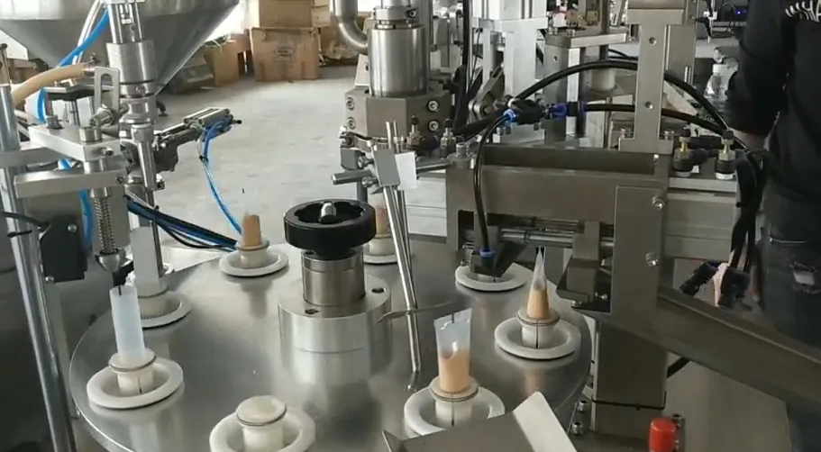 Llenadora y selladora semiautomática de tubos