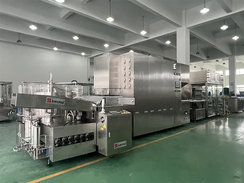 Línea de llenado de vacunas EXPOKOM en Rusia